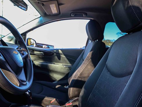 Used 2021 Chevrolet Spark LT w/ Spark Special Edition image 8