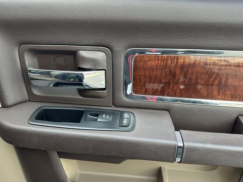 Used 2011 RAM 2500 Laramie w/ Protection Group image 20