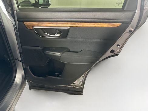 Used 2017 Honda CR-V EX image 29