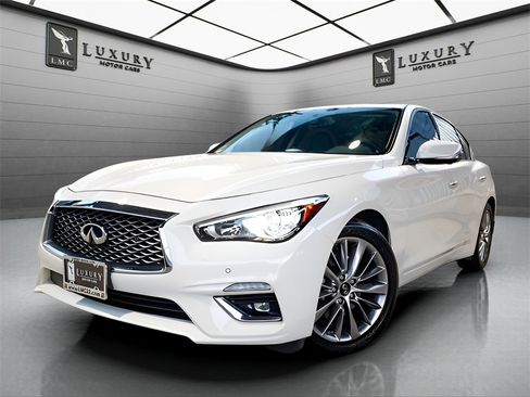 Used 2023 INFINITI Q50 Luxe w/ Cargo Package image 3