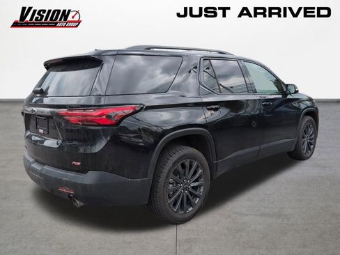 Used 2024 Chevrolet Traverse RS AWD/4WD image 5