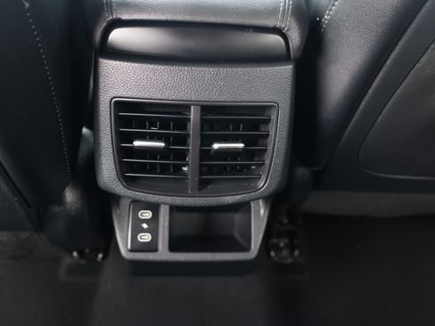 Used 2024 Kia Seltos EX AWD/4WD image 12