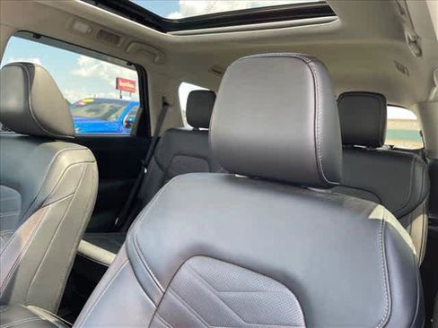 Certified 2024 Nissan Pathfinder Platinum w/ Cargo Package FWD image 21