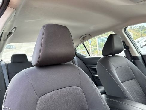 Used 2023 Nissan Altima 2.5 SV FWD image 14