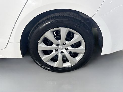 Used 2024 Toyota Corolla LE FWD image 36
