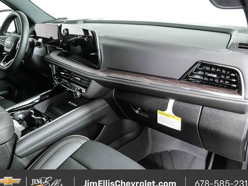 New 2026 Chevrolet Suburban Premier w/ Sun And Tow Package image 26