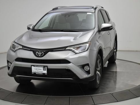 Used 2017 Toyota RAV4 XLE w/ Plus Extra Value Package FWD image 15
