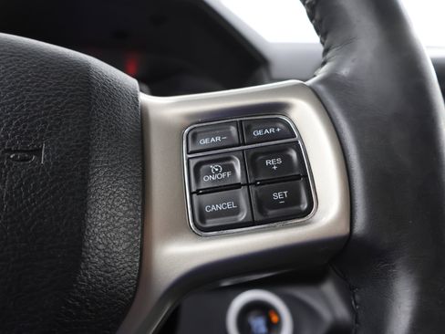Used 2016 RAM 1500 Laramie w/ Convenience Group AWD/4WD image 14