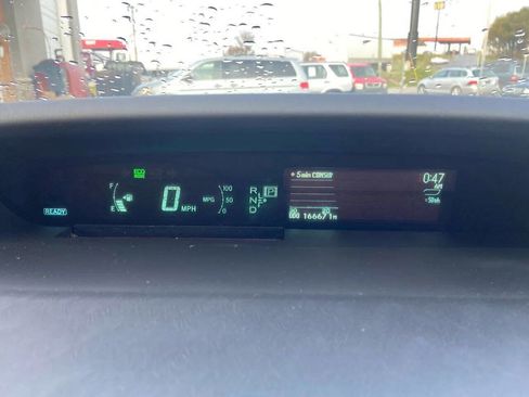 Used 2010 Toyota Prius II 4dr Hatchback image 16