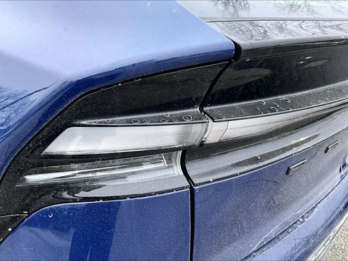 New 2026 Toyota Prius XSE image 14