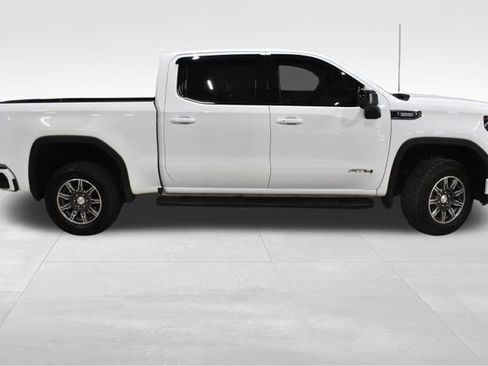 Used 2024 GMC Sierra 1500 AT4 w/ AT4 Preferred Package image 3