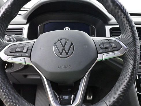 Used 2023 Volkswagen Atlas Cross Sport SEL Premium R-Line AWD/4WD image 18