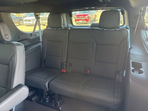 New 2026 GMC Yukon XL Denali w/ Denali Reserve Package AWD/4WD image 16