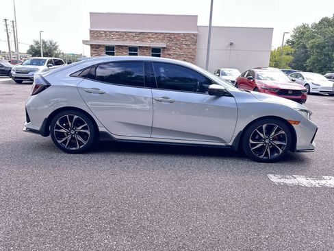 Used 2018 Honda Civic Sport image 7