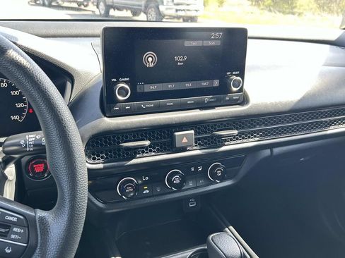 Used 2024 Honda HR-V LX image 21