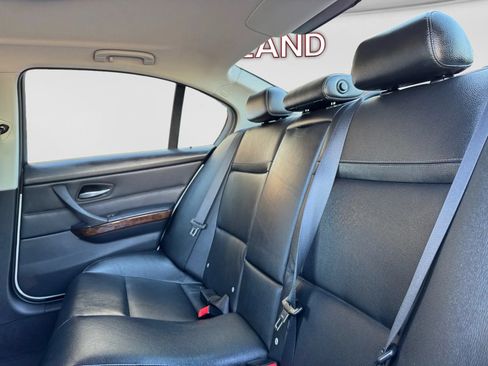 Used 2011 BMW 328i Sedan RWD image 17