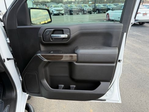 Used 2022 Chevrolet Silverado 1500 LT w/ Bed Protection Package image 19