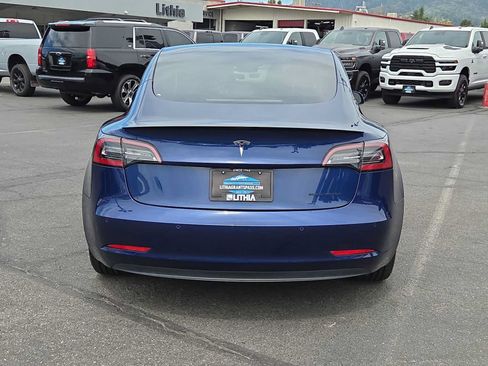 Used 2022 Tesla Model 3 Long Range AWD/4WD image 13