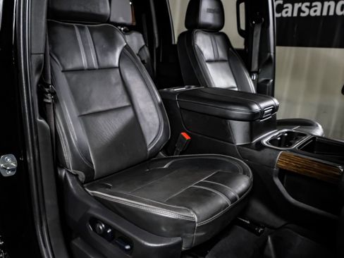 Used 2023 Chevrolet Silverado 3500 High Country w/ Technology Package AWD/4WD image 31