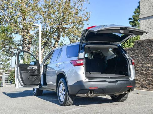 Used 2020 Chevrolet Traverse LS w/ LPO, Blackout Package image 27