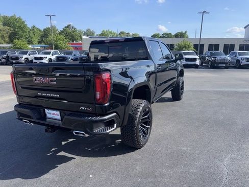 Used 2024 GMC Sierra 1500 AT4 w/ AT4 Preferred Package image 5