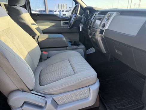 Used 2011 Ford F150 XLT w/ XLT Chrome Pkg image 10