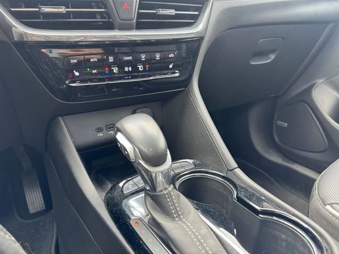 Used 2024 Buick Encore GX Avenir w/ Avenir Technology Package image 11