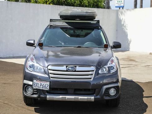 Used 2013 Subaru Outback 3.6R Limited AWD/4WD image 2