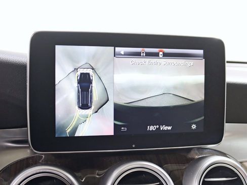 Used 2018 Mercedes-Benz GLC 300 GLC 300 4MATIC w/ Multimedia Package image 26