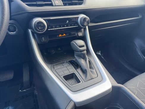 Used 2025 Toyota RAV4 XLE w/ Convenience Package image 43