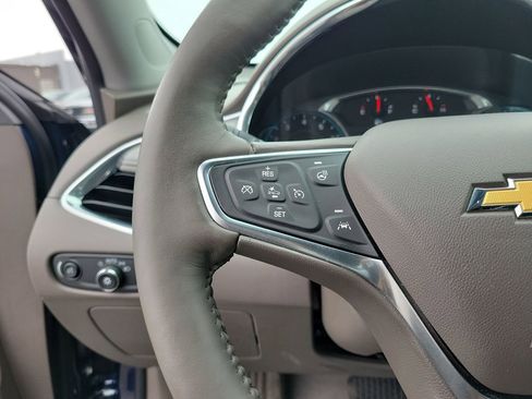 Used 2017 Chevrolet Malibu Premier w/ Driver Confidence Package image 23