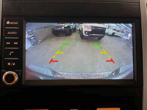Used 2021 Nissan Frontier SV w/ Midnight Edition Floor Mats RWD image 9