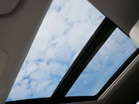 New 2025 Nissan Murano SL image 10