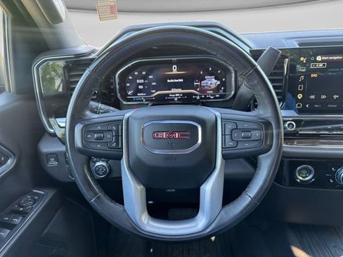Used 2023 GMC Sierra 1500 Elevation AWD/4WD image 12