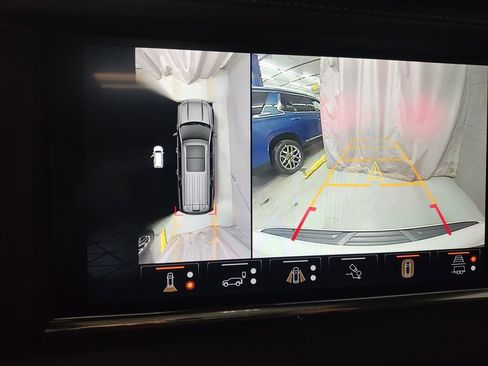 Certified 2023 GMC Yukon Denali Ultimate image 34