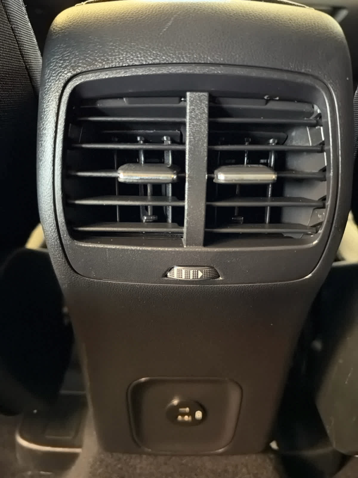 Used 2022 Ford Escape SE w/ Convenience Package FWD image 16