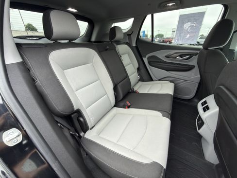 Certified 2024 GMC Terrain SLE w/ Driver Convenience Package AWD/4WD image 17