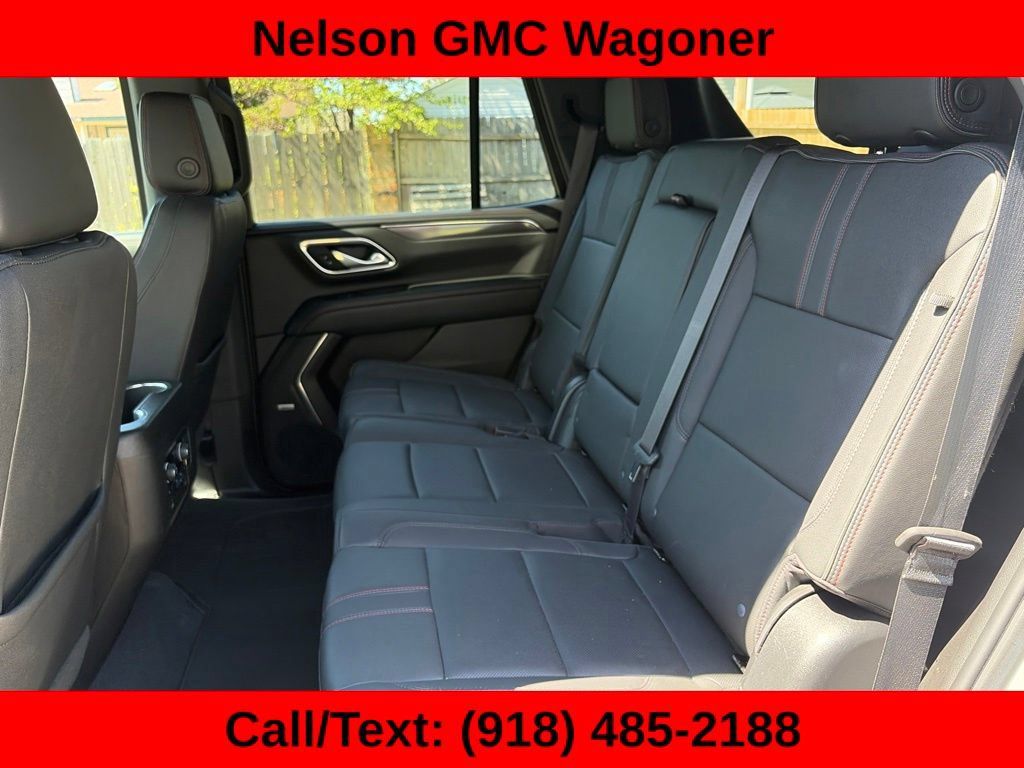 Used 2023 Chevrolet Tahoe RST w/ Luxury Package AWD/4WD image 18