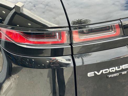 Used 2020 Land Rover Range Rover Evoque SE AWD/4WD image 27