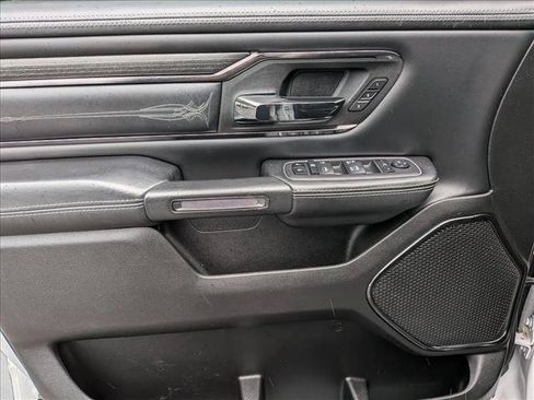 Used 2023 RAM 1500 Limited w/ Body Color Bumper Group AWD/4WD image 10