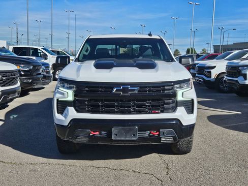 Used 2023 Chevrolet Silverado 1500 LT Trail Boss w/ LT Trail Boss Premium Package AWD/4WD image 9