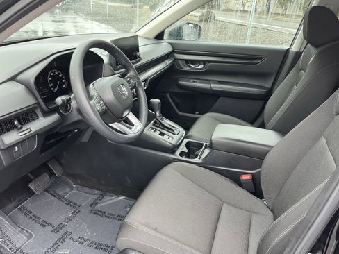 Used 2025 Honda CR-V LX image 9