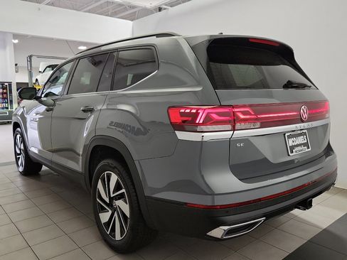 New 2026 Volkswagen Atlas SE FWD image 5