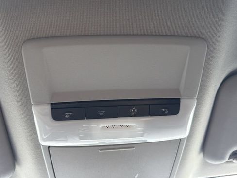 Used 2025 Nissan Sentra SV FWD image 27