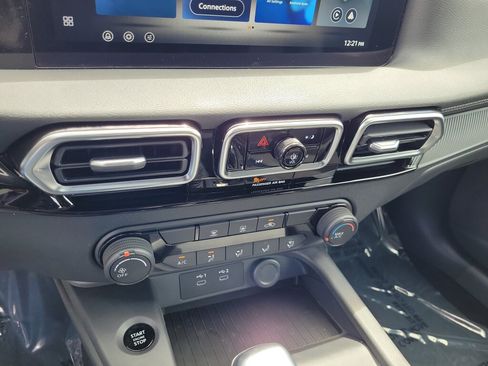 New 2027 Nissan Sentra S w/ Floor Mat Package FWD image 29