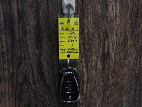 Used 2025 Chevrolet Blazer LT image 20