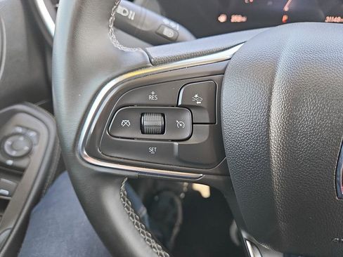 Used 2025 Buick Encore GX Preferred image 18