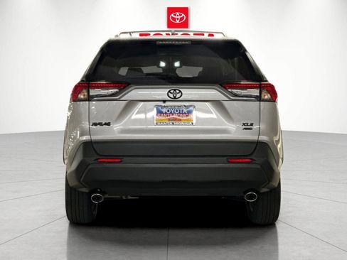 New 2025 Toyota RAV4 XLE image 4