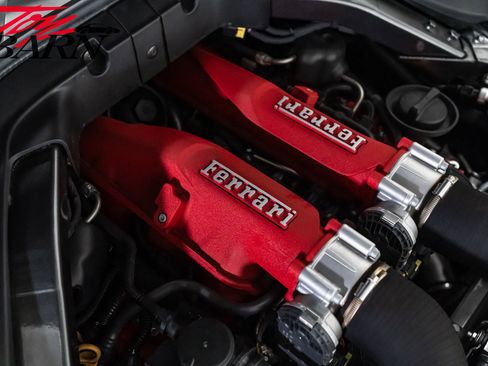 Used 2020 Ferrari Portofino RWD image 63