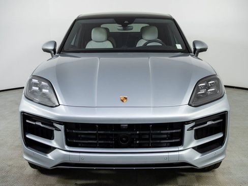 New 2026 Porsche Cayenne Base image 36